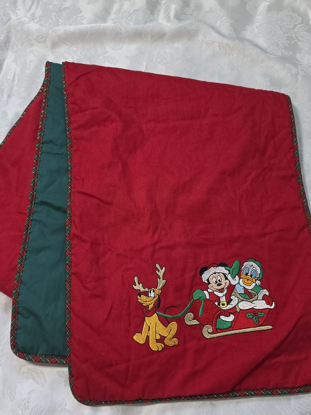 Disney Mickey Donald Pluto Christmas Table Runner Embroidered Padded 70" Holiday